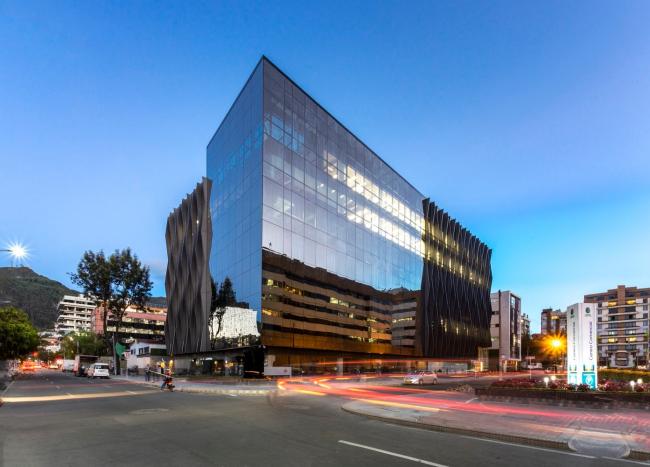 BIM建筑|CORTEZZA年夜楼，木石对话天然 / TERRANUM