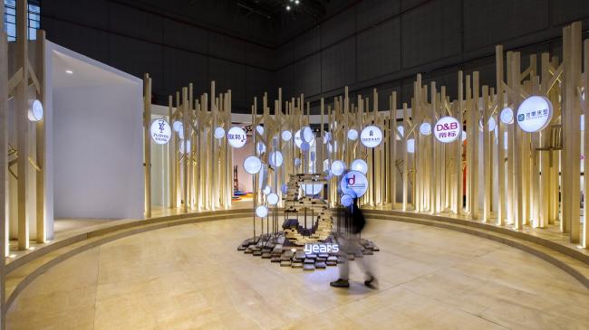 BIM建筑|由家具组成的创意天然空间——2018DDS展览 / TOWO堂晤设计