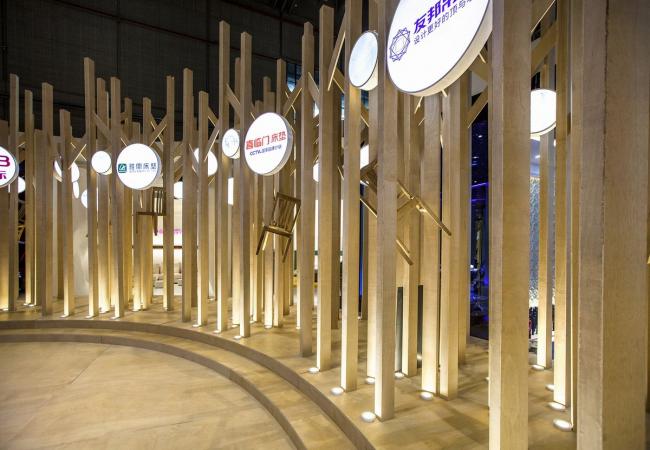 BIM建筑|由家具组成的创意天然空间——2018DDS展览 / TOWO堂晤设计