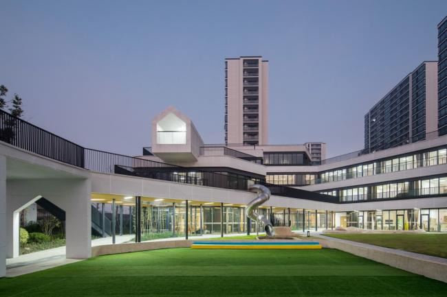 BIM建筑|漂浮的乐土——杭州市浪潮幼儿园 / GLA建筑设计