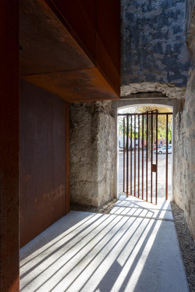 BIM建筑|卡斯塔夫的夏日天台／Nenad Fabijanić 建筑事务所