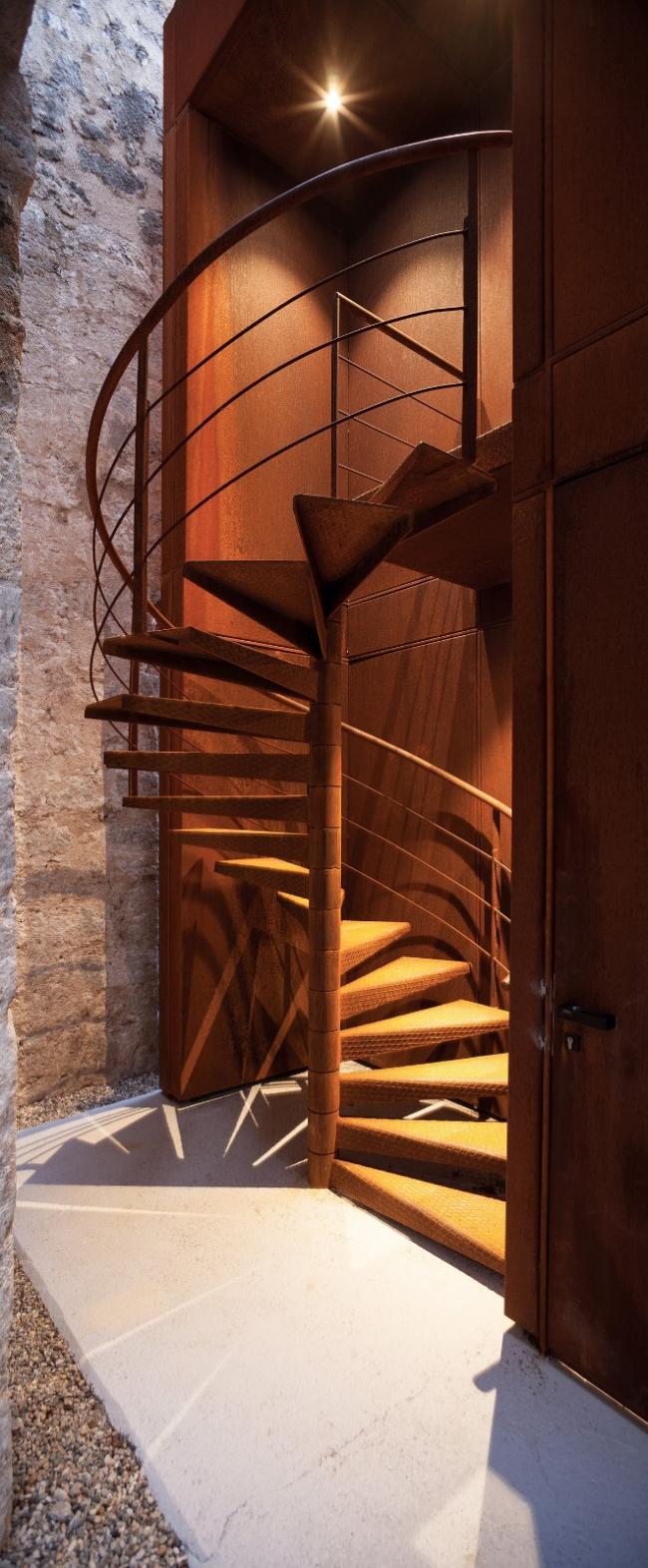 BIM建筑|卡斯塔夫的夏日天台／Nenad Fabijanić 建筑事务所