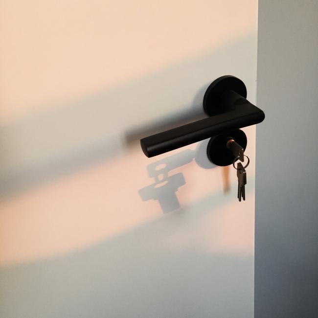 BIM建筑|芳华▪家 格子墙里的日常——建筑师自宅 / 金超，颜闾红