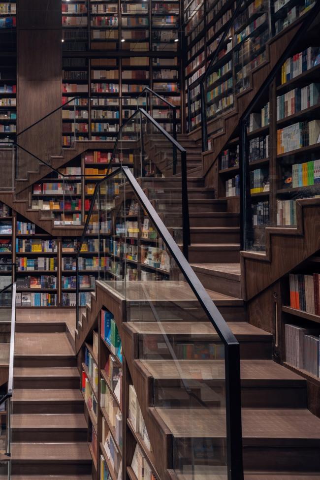 BIM建筑|心灵的栖居：重庆钟书阁 / 唯想国际