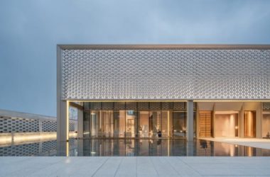 BIM建筑|青松翠柏，镜水院落：重庆万科翡翠公园 / 上海日清建筑设计-BIM建筑网