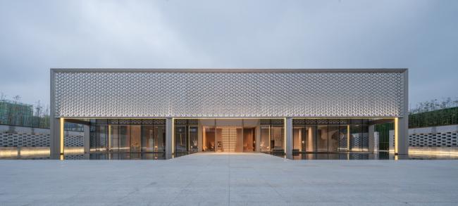 BIM建筑|青松翠柏，镜水院落：重庆万科翡翠公园 / 上海日清建筑设计