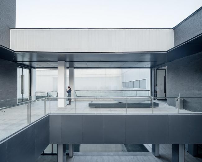 BIM建筑|在静谧诗意的空间，体验回隐的生涯艺术：领秀山艺术馆 / 霍普股份HYP-ARCH