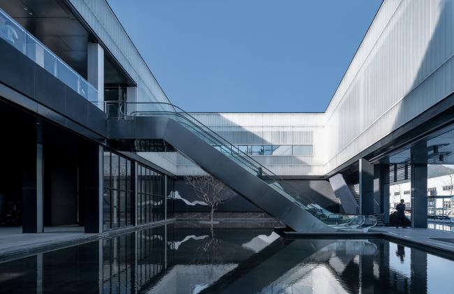 BIM建筑|在静谧诗意的空间，体验回隐的生涯艺术：领秀山艺术馆 / 霍普股份HYP-ARCH