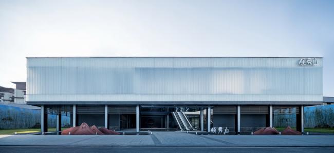 BIM建筑|在静谧诗意的空间，体验回隐的生涯艺术：领秀山艺术馆 / 霍普股份HYP-ARCH