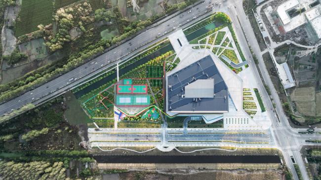 BIM建筑|动感的能量盒子：扬州南部新城体育园 / 柏涛设计