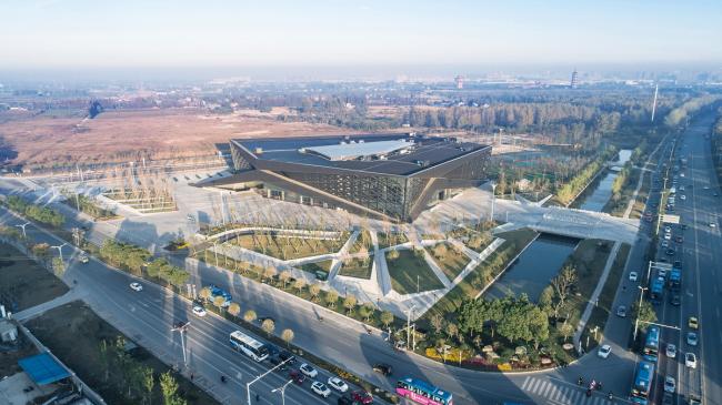 BIM建筑|动感的能量盒子：扬州南部新城体育园 / 柏涛设计