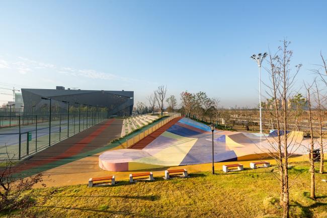 BIM建筑|动感的能量盒子：扬州南部新城体育园 / 柏涛设计