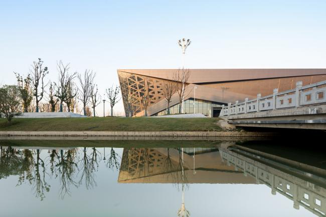 BIM建筑|动感的能量盒子：扬州南部新城体育园 / 柏涛设计