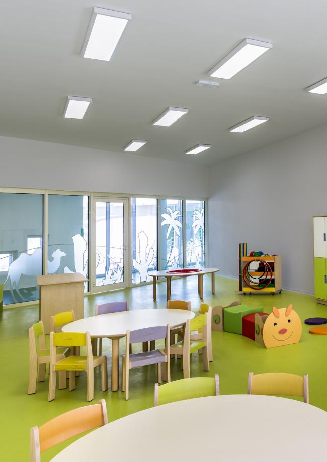 BIM建筑|纯白朴实的平行乐土：意年夜利Terra Madre幼儿园