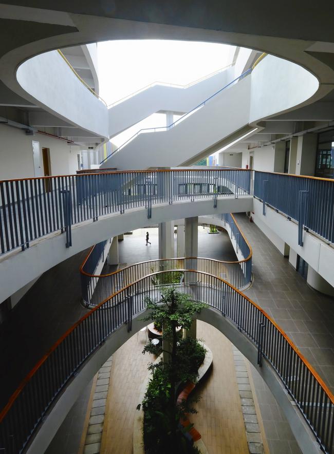 BIM建筑|动态绿色的梦幻校园：生态折线黉舍 / 1+1>2 Architects