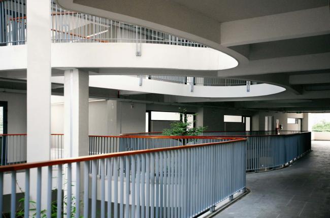 BIM建筑|动态绿色的梦幻校园：生态折线黉舍 / 1+1>2 Architects