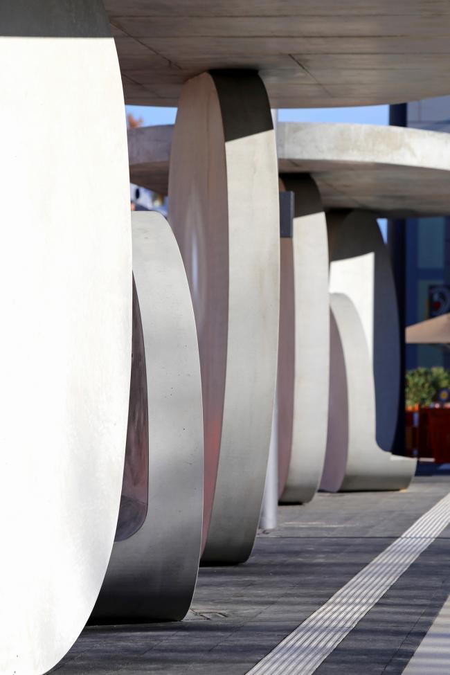 BIM建筑|具有雕塑感的圆盘车站：德国小镇电车站