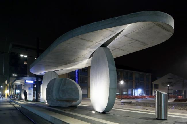 BIM建筑|具有雕塑感的圆盘车站：德国小镇电车站