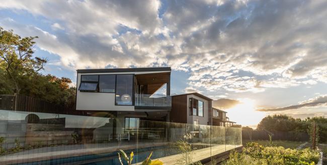 BIM建筑|湾区视野，重重迭起的新西兰私人室第 / Max Capocaccia建筑师事务所