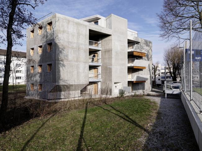 BIM建筑|粗犷的高等感，苏黎世经济实用公寓楼 / Gus Wüstemann