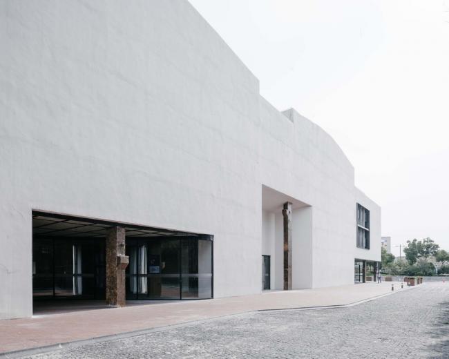 BIM建筑|素胚瓷片，曲线勾画，上海申窑艺术中间（一期）/ 刘宇扬建筑事务所