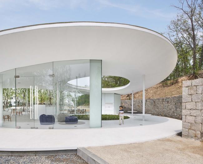 BIM建筑|沙岸上的白色凉帽：阿那亚咖啡厅 / odd