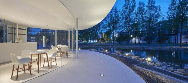 BIM建筑|沙岸上的白色凉帽：阿那亚咖啡厅 / odd