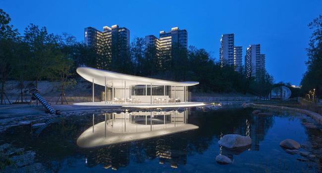 BIM建筑|沙岸上的白色凉帽：阿那亚咖啡厅 / odd