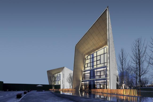 BIM建筑|场合、几何学、天然——成都万科公园传奇幼儿园 / 成执设计