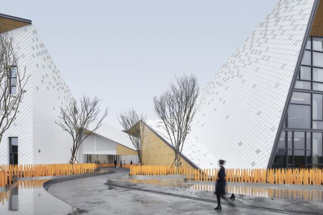 BIM建筑|场合、几何学、天然——成都万科公园传奇幼儿园 / 成执设计