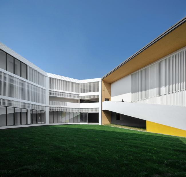 BIM建筑|场合、几何学、天然——成都万科公园传奇幼儿园 / 成执设计