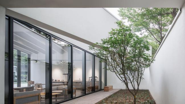 BIM建筑|简约而有格调的生涯美学馆 / 墨照建筑设计事务所