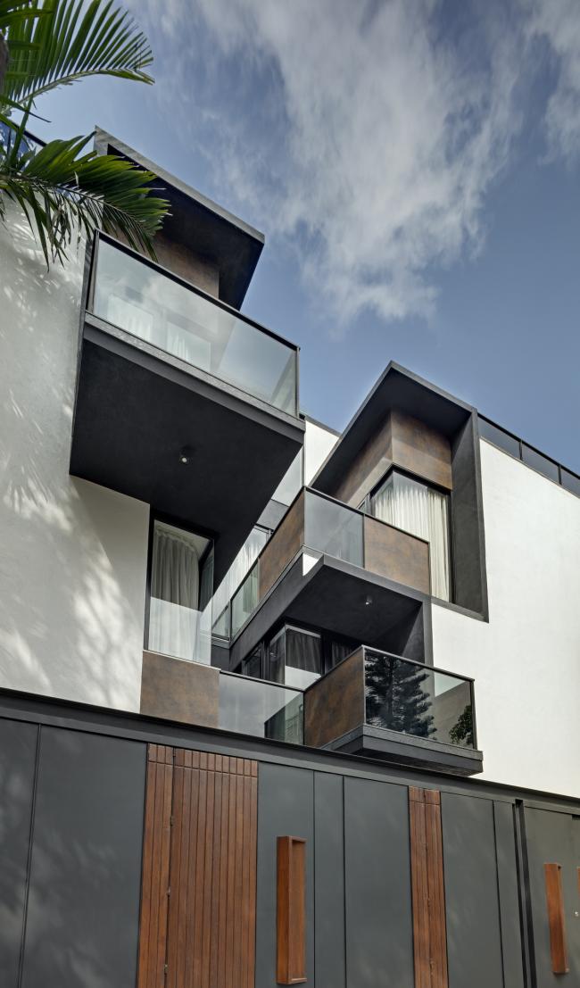 BIM建筑|凹凸错落，打破秩序：班加罗尔 RL室第 / SDeG