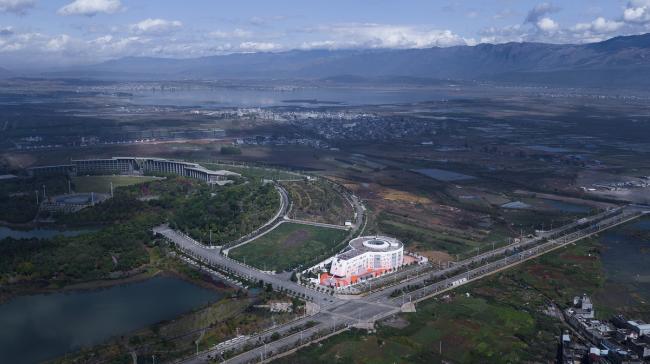 BIM建筑|一个可触摸的乌托邦，一个可实现的幻想国——棒棒糖幻想园 / 西安迪卡幼儿园设计中间