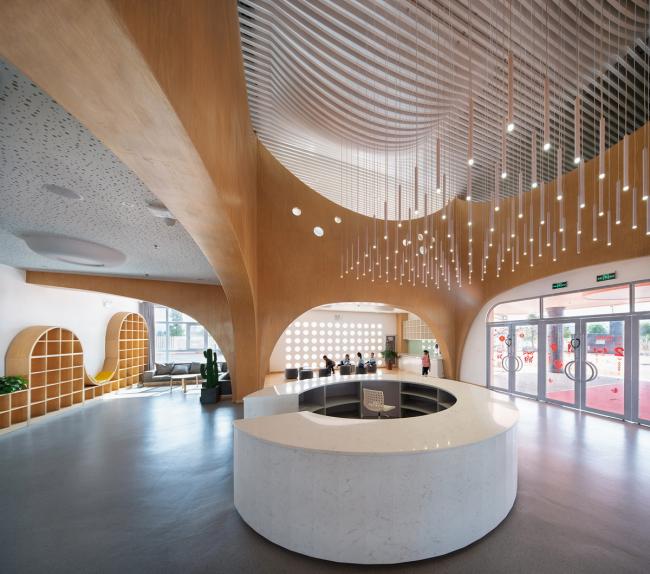 BIM建筑|一个可触摸的乌托邦，一个可实现的幻想国——棒棒糖幻想园 / 西安迪卡幼儿园设计中间