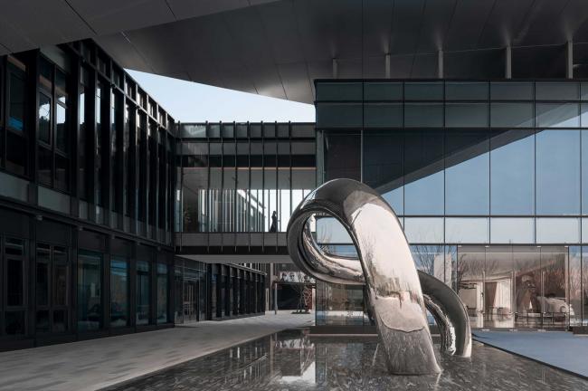 BIM建筑|时间凝固，时光不止——镜头下的空间导演 / 基础源素建筑设计