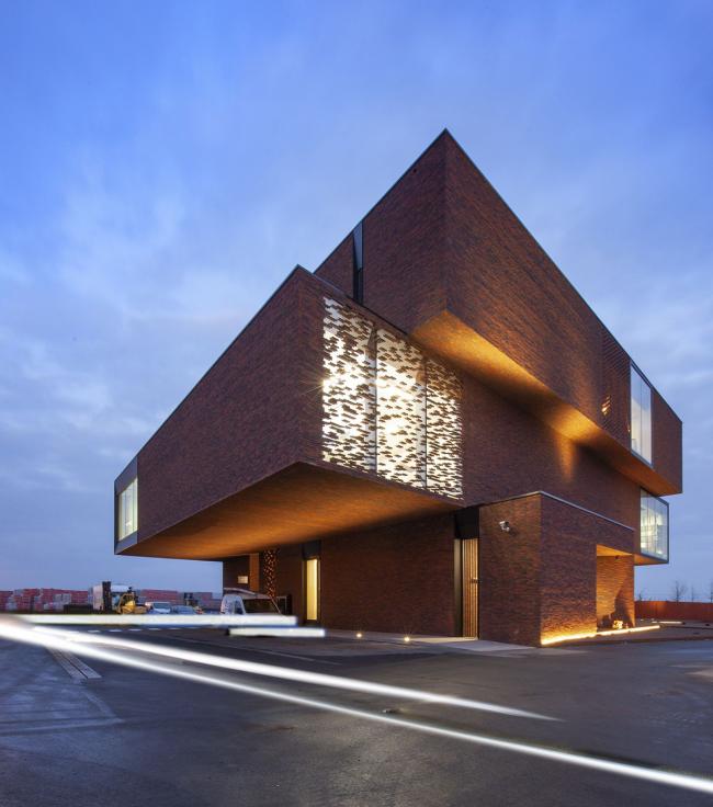 BIM建筑|交织堆叠，布满气力与艺术美感：内利森砖艺术展现馆