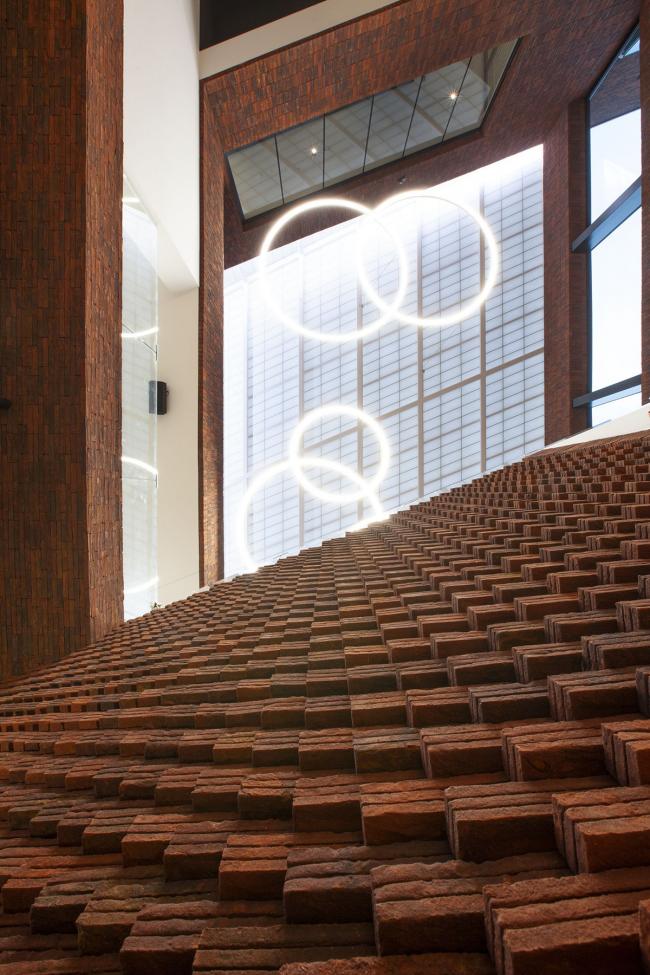 BIM建筑|交织堆叠，布满气力与艺术美感：内利森砖艺术展现馆