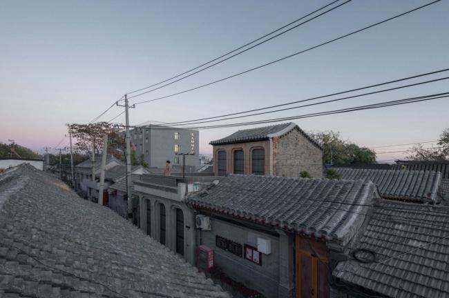 BIM建筑|老北京胡同里的机密酒馆：四合院改革 / 雅思睿设计研讨室