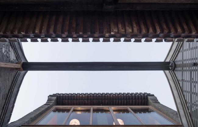 BIM建筑|老北京胡同里的机密酒馆：四合院改革 / 雅思睿设计研讨室