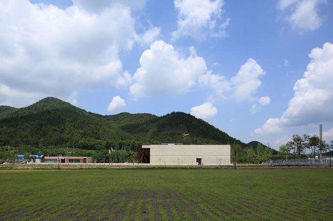 BIM建筑|老根里和平博物馆 / METAA