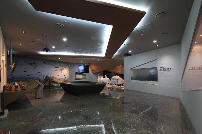 BIM建筑|老根里和平博物馆 / METAA