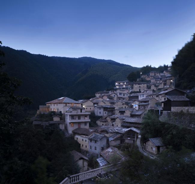 BIM建筑|山丘聚落中的村落藏书楼：前锋松阳陈家展布衣书局 / 张雷结合建筑事务所