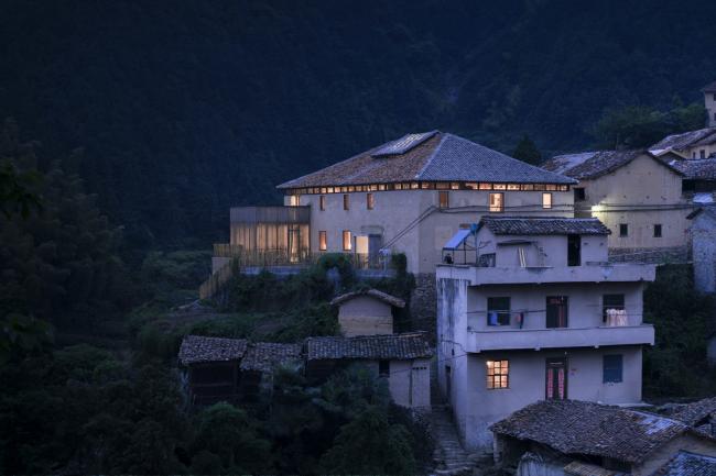 BIM建筑|山丘聚落中的村落藏书楼：前锋松阳陈家展布衣书局 / 张雷结合建筑事务所