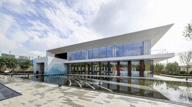 BIM建筑|沈阳浑南万达生涯艺术中间——一场关于简约与适意的思虑 / 基准方中建筑设计