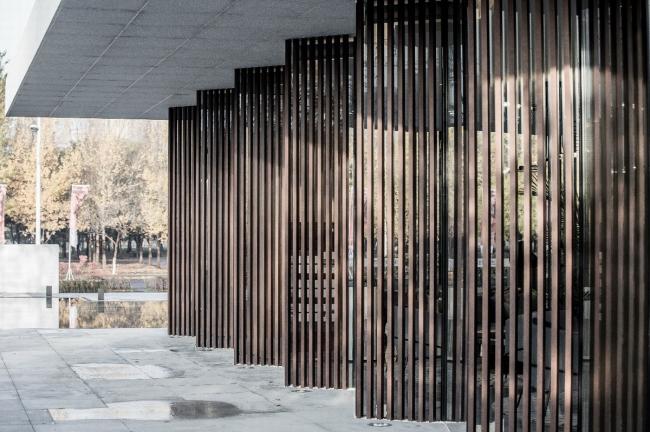 BIM建筑|沈阳浑南万达生涯艺术中间——一场关于简约与适意的思虑 / 基准方中建筑设计