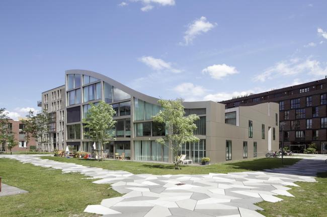 BIM建筑|如同随风舞动的旗号：荷兰Hidden Delights公寓 / NL Architects