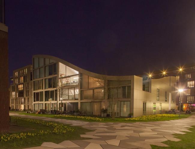 BIM建筑|如同随风舞动的旗号：荷兰Hidden Delights公寓 / NL Architects