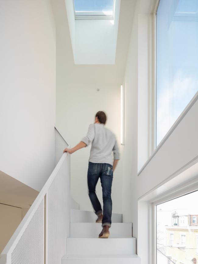 BIM建筑|麻雀虽小，五脏俱全：美国迷你塔公寓 / ISA- Inte***ce Studio Architects