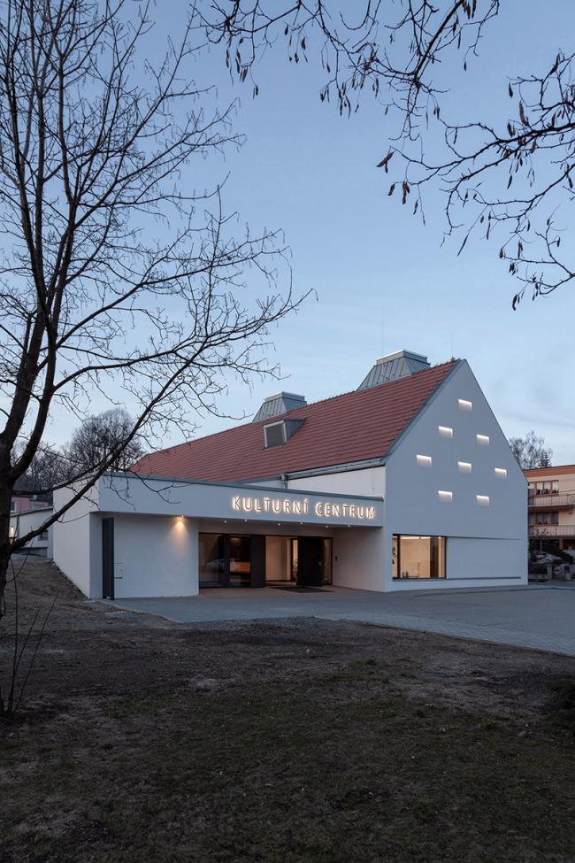 BIM建筑|Píšť 小镇信息与文化中间，捷克 / Knesl Kyncl Architects